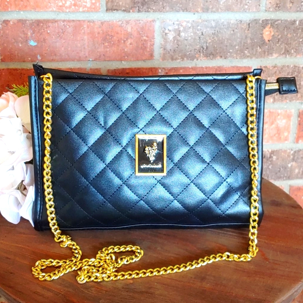 ⚡Younique Quilted Crossbody/ Clutch